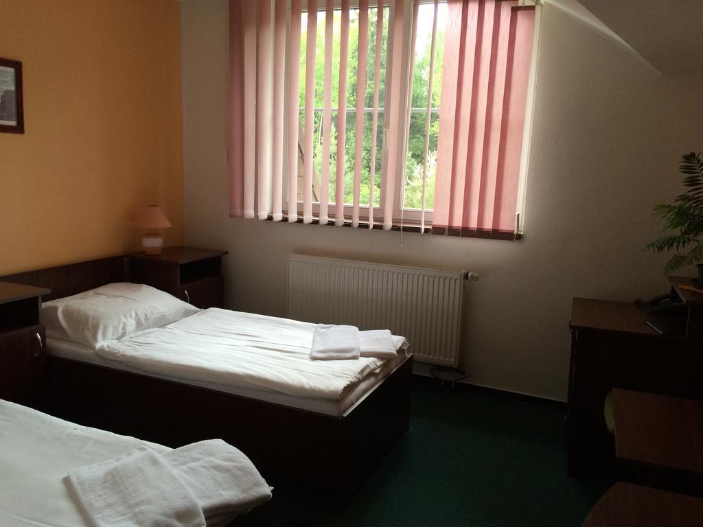 Hotel Schindleruv Haj Svitavy Room photo